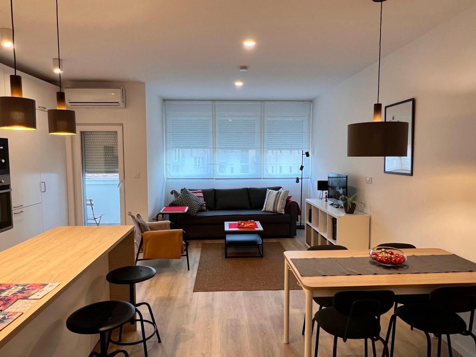 Apartman 64 ซาเกร็บ ภายนอก รูปภาพ